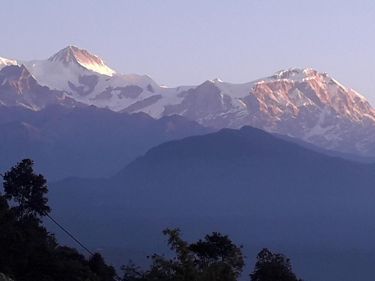 Himalayan Crown Lodge Покхара Экстерьер фото